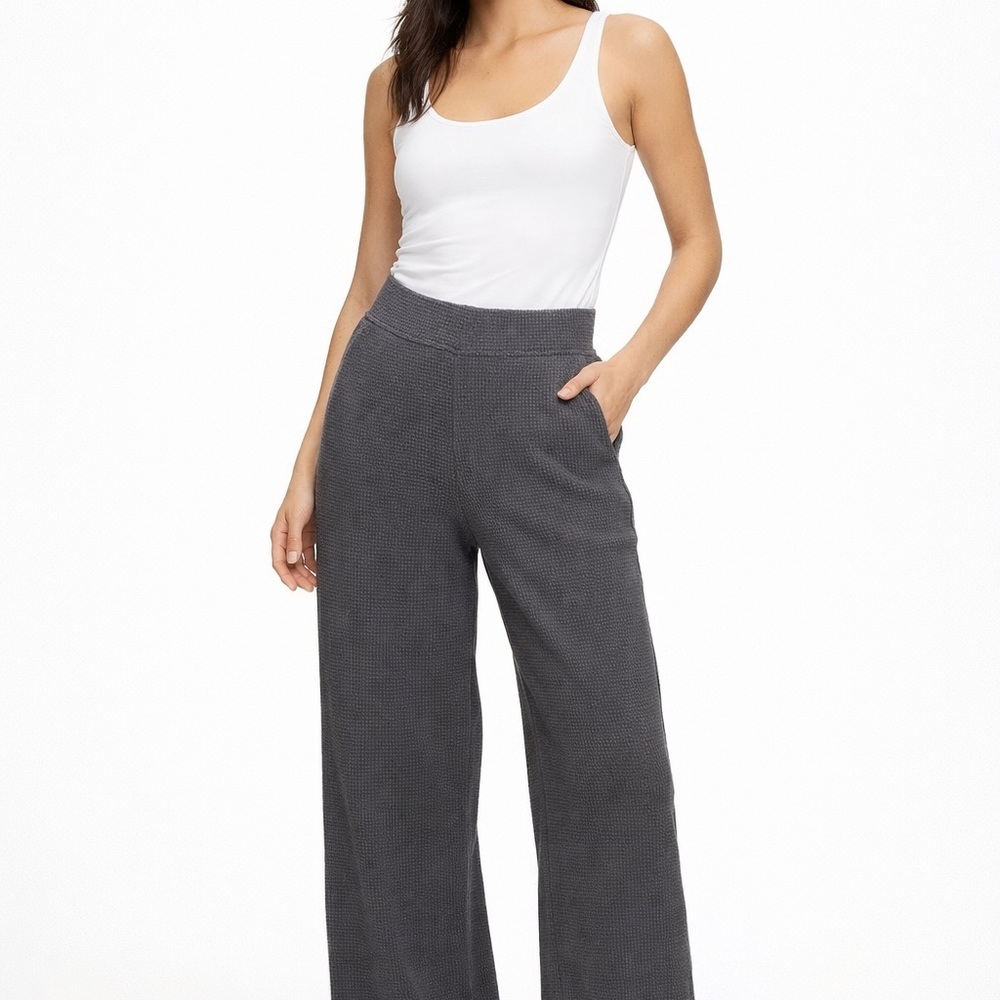 lululemon athletica Wide Leg Knit Pants in Charcoal